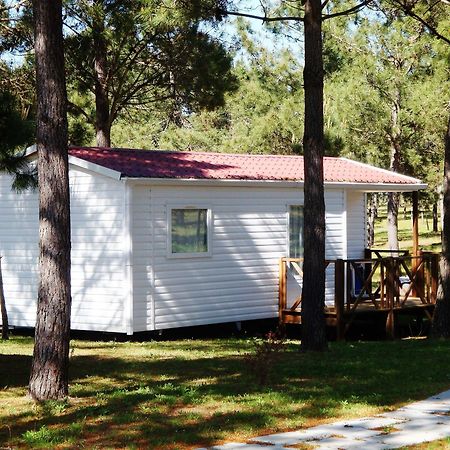 Orbitur Sitava Milfontes Bungalows - Caravan Park Одемира Екстериор снимка